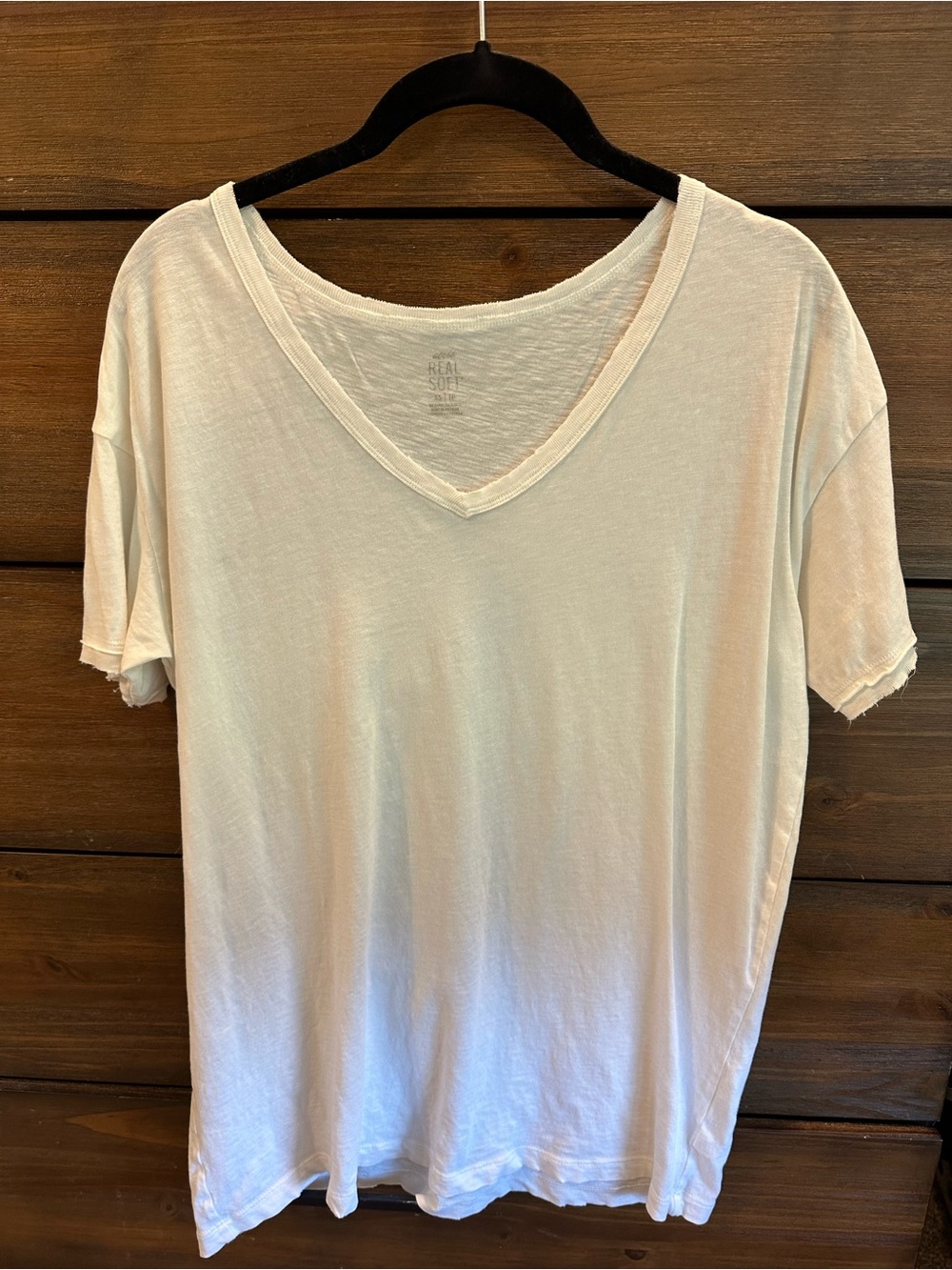 aerie Cream V-Neck Short Sleeve Tee - Lightweight Everyday Top